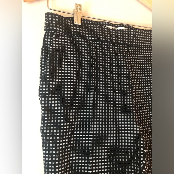 Jules & Leopold | Dressy Pants - Picture 2 of 6